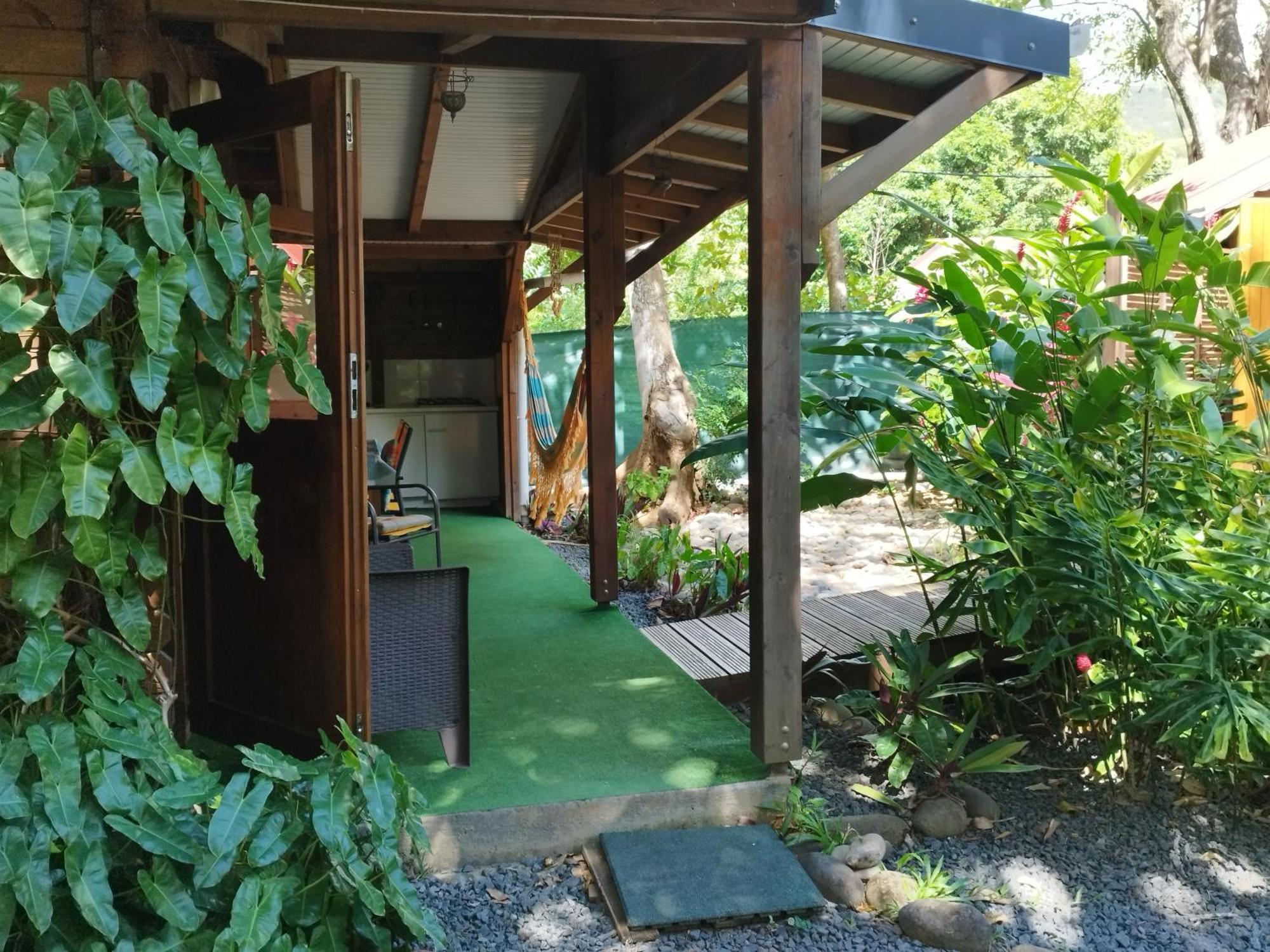 Insolite Arawakane Gîte du Manial Pointe-Noire Exterior foto