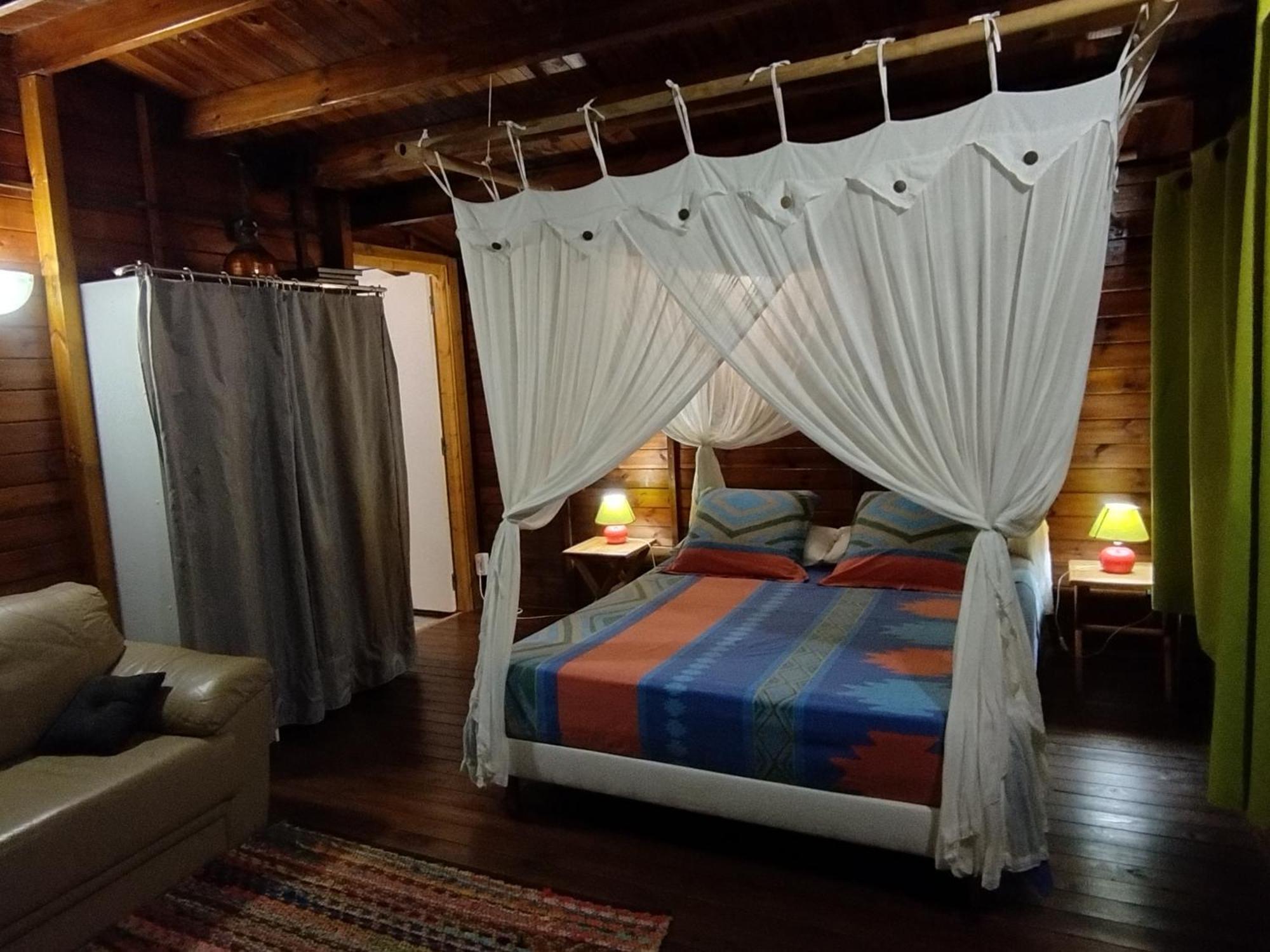 Insolite Arawakane Gîte du Manial Pointe-Noire Exterior foto